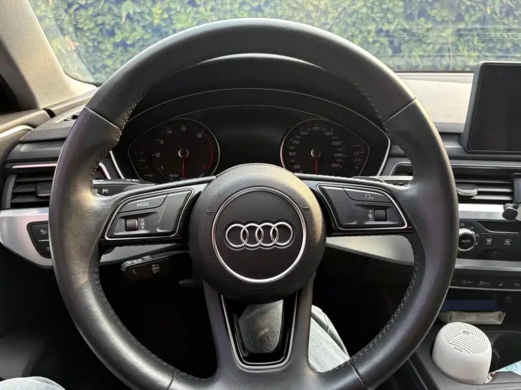 Audi A4L — миниатюра 8