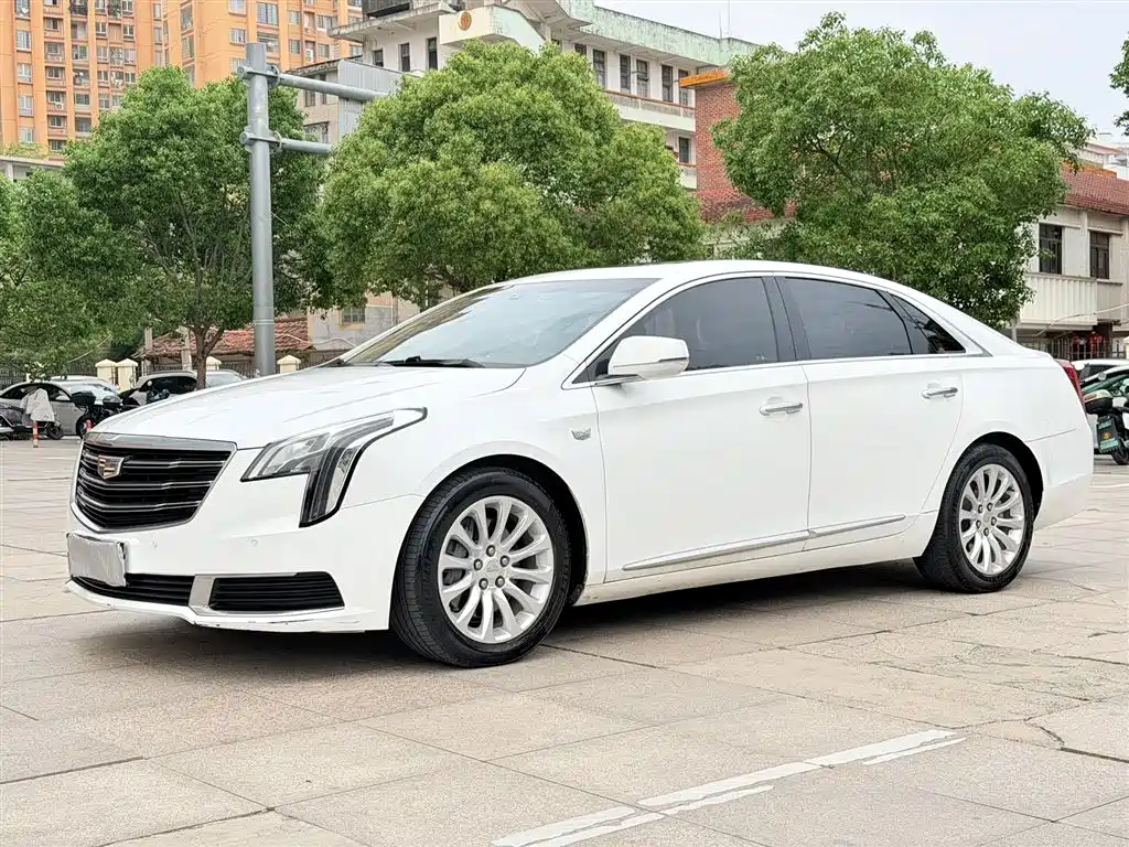 Купить Cadillac XTS