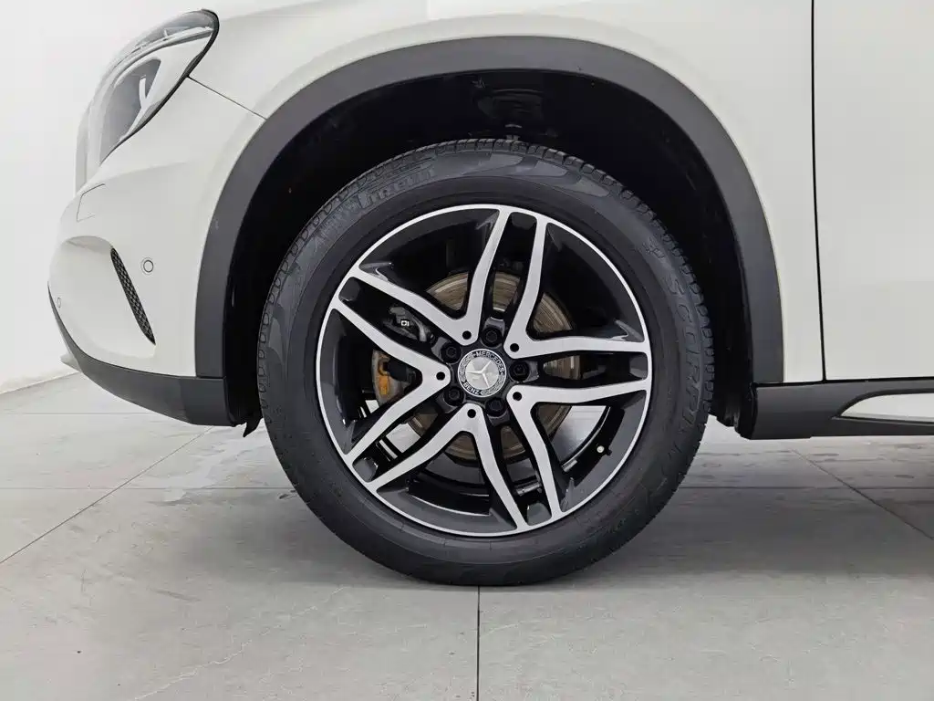 Mercedes-Benz GLA — миниатюра 17