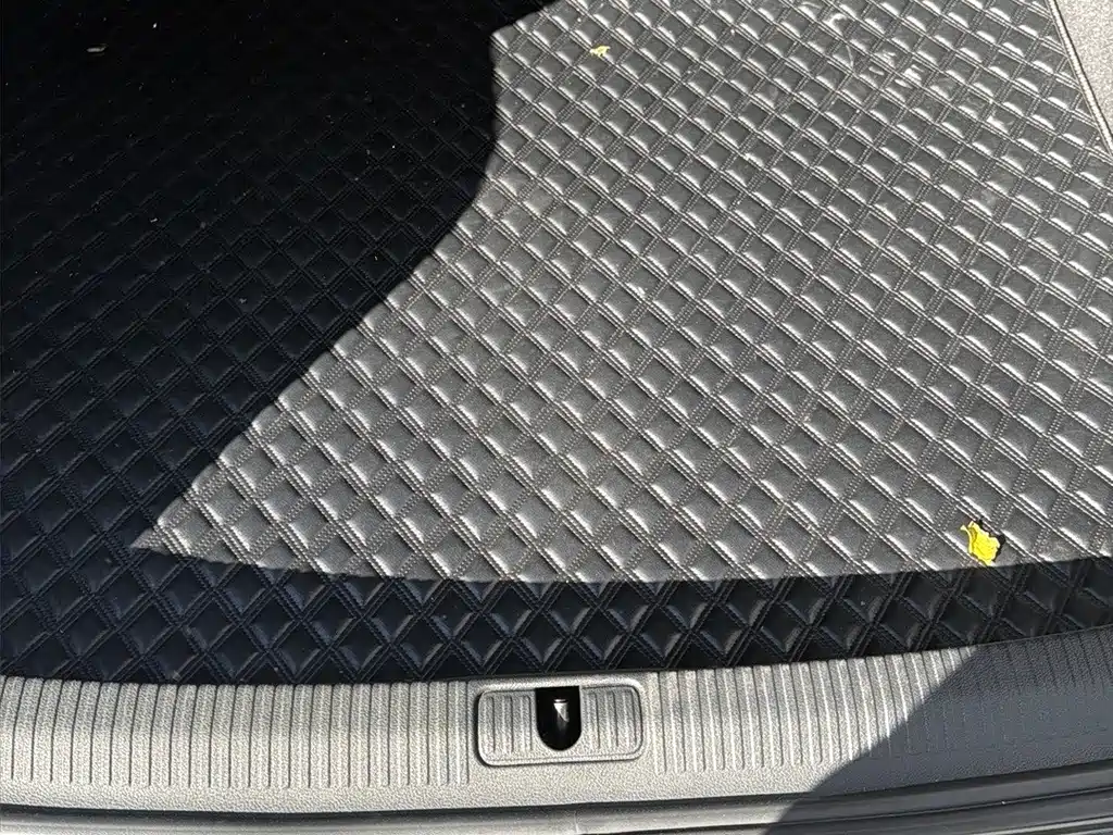 Audi A4L — миниатюра 14