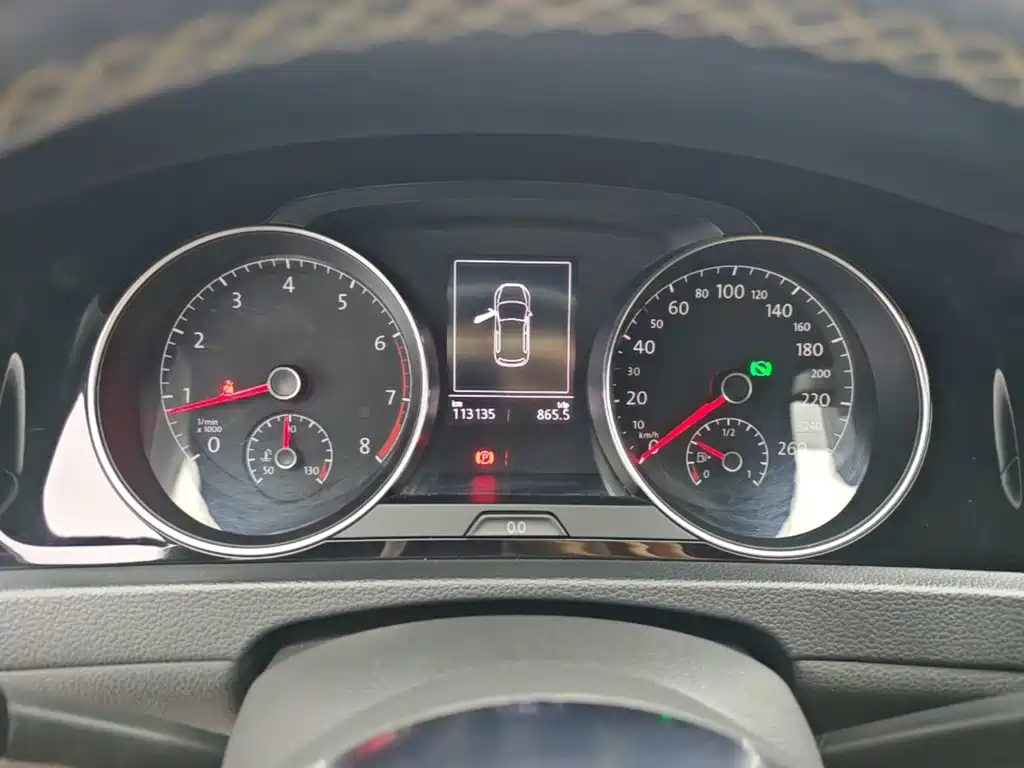 Volkswagen Golf — миниатюра 12