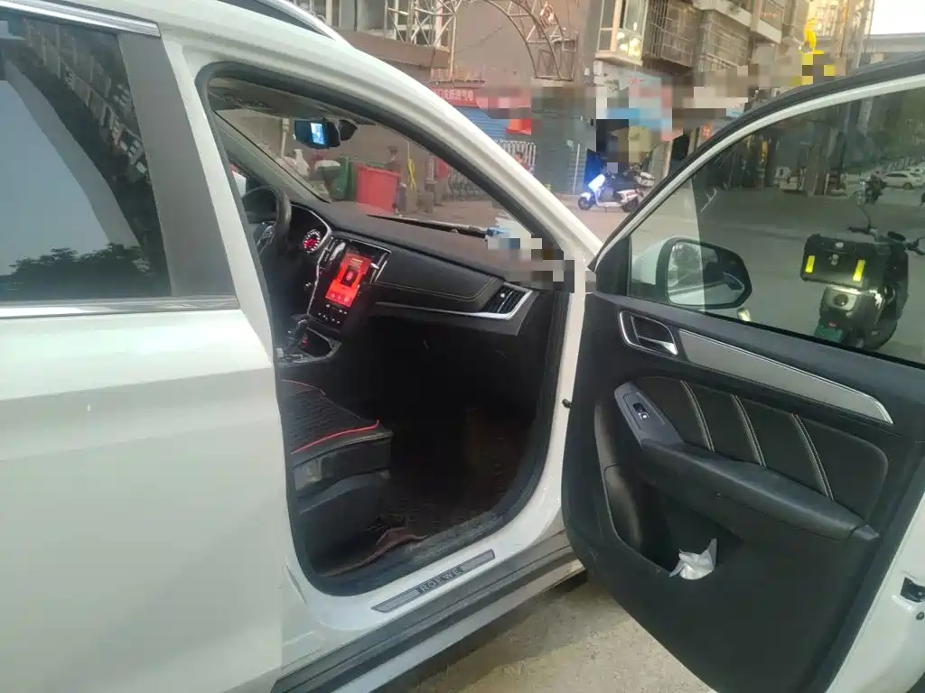 Roewe RX5 — миниатюра 19