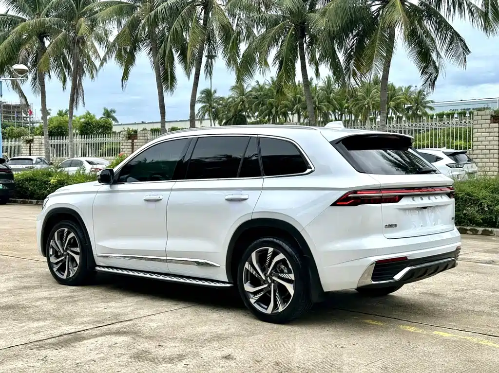 Geely Xingyue L — миниатюра 2