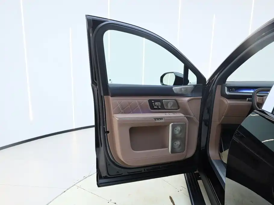 NIO ES9 — миниатюра 9