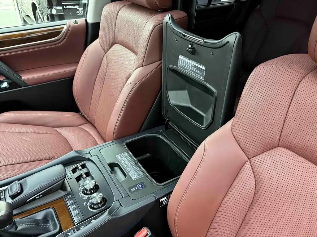 Lexus LX 2019 570 Luxury