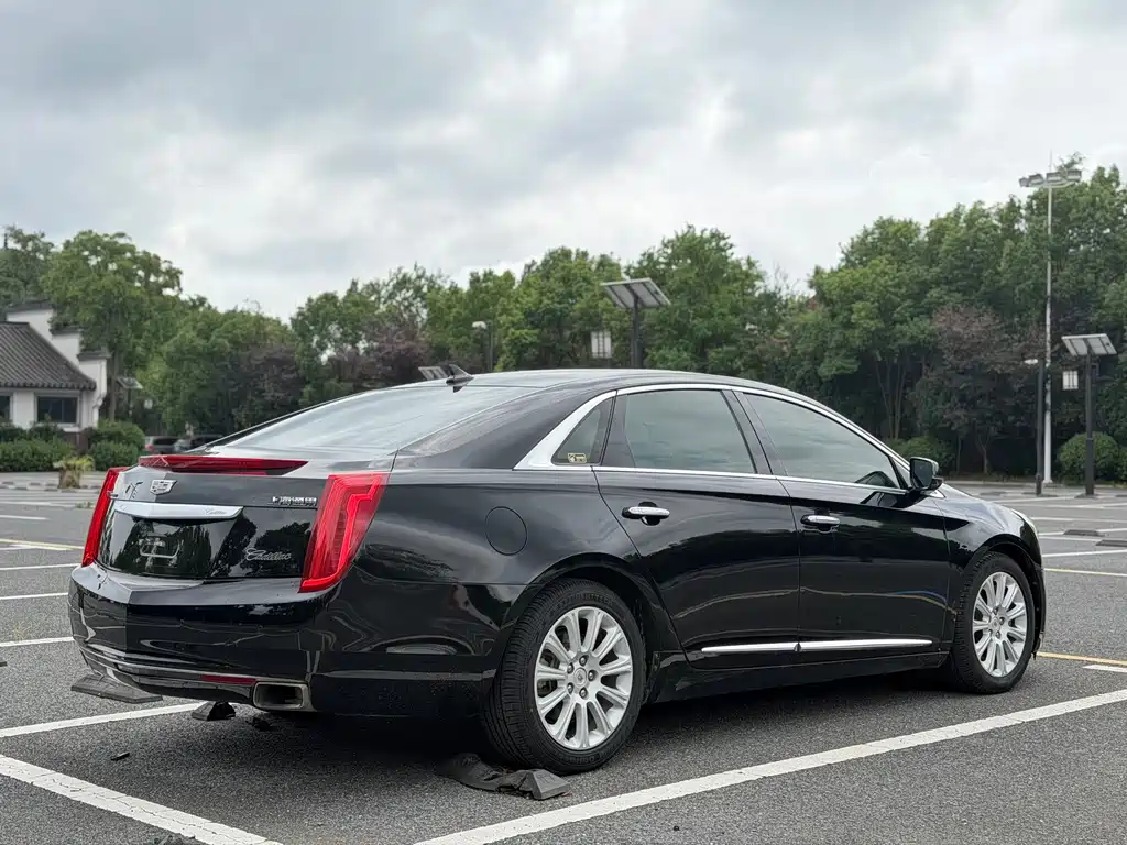 Cadillac XTS — миниатюра 7