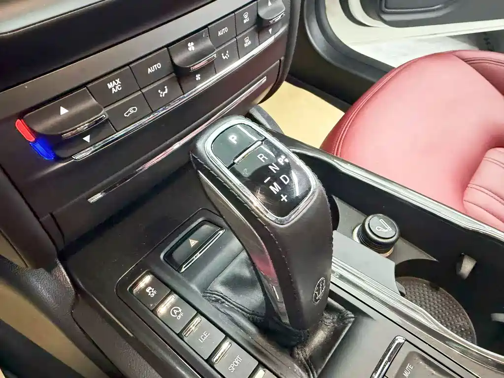 Maserati Ghibli — миниатюра 12