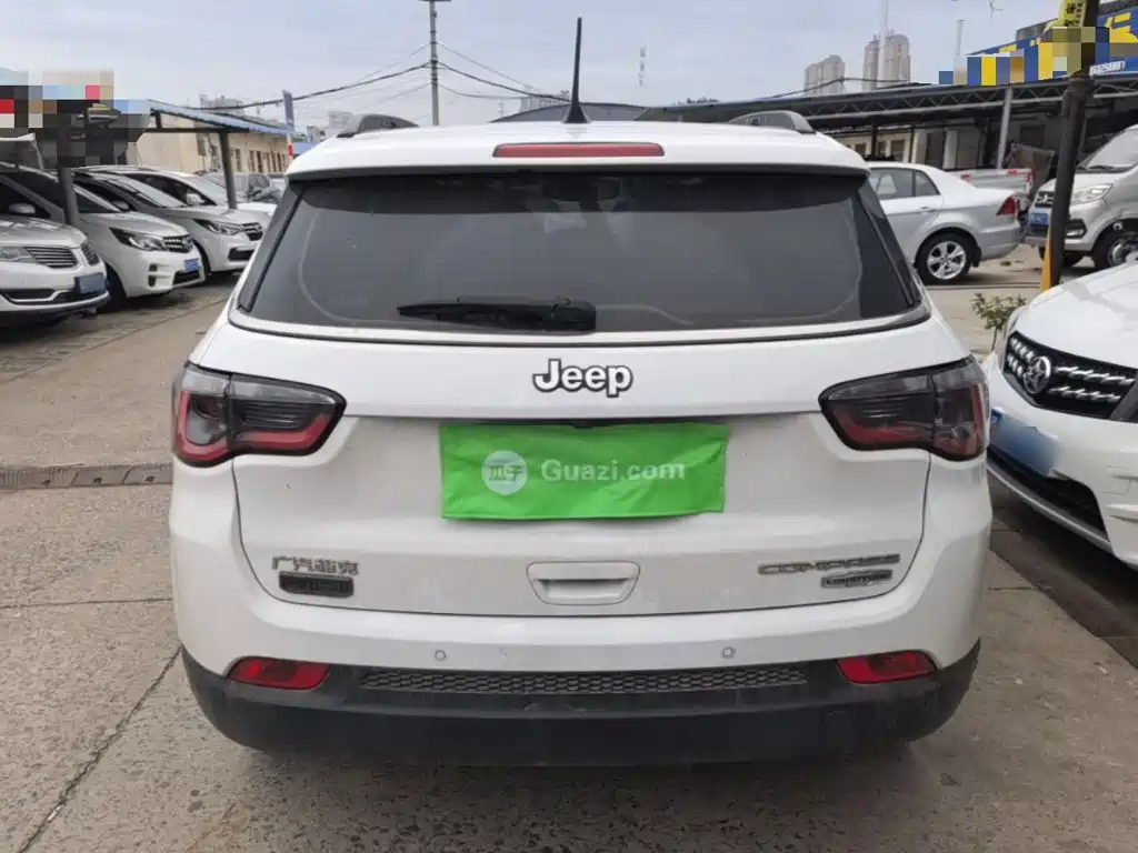 Jeep Compass — миниатюра 6