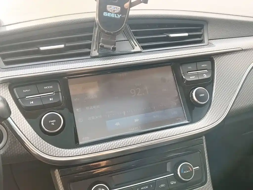 Geely Emgrand GS — миниатюра 13