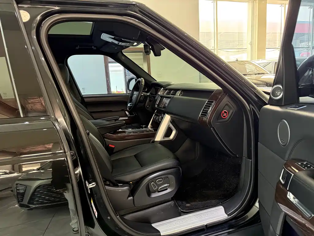Land Rover Range Rover 2014 3.0T