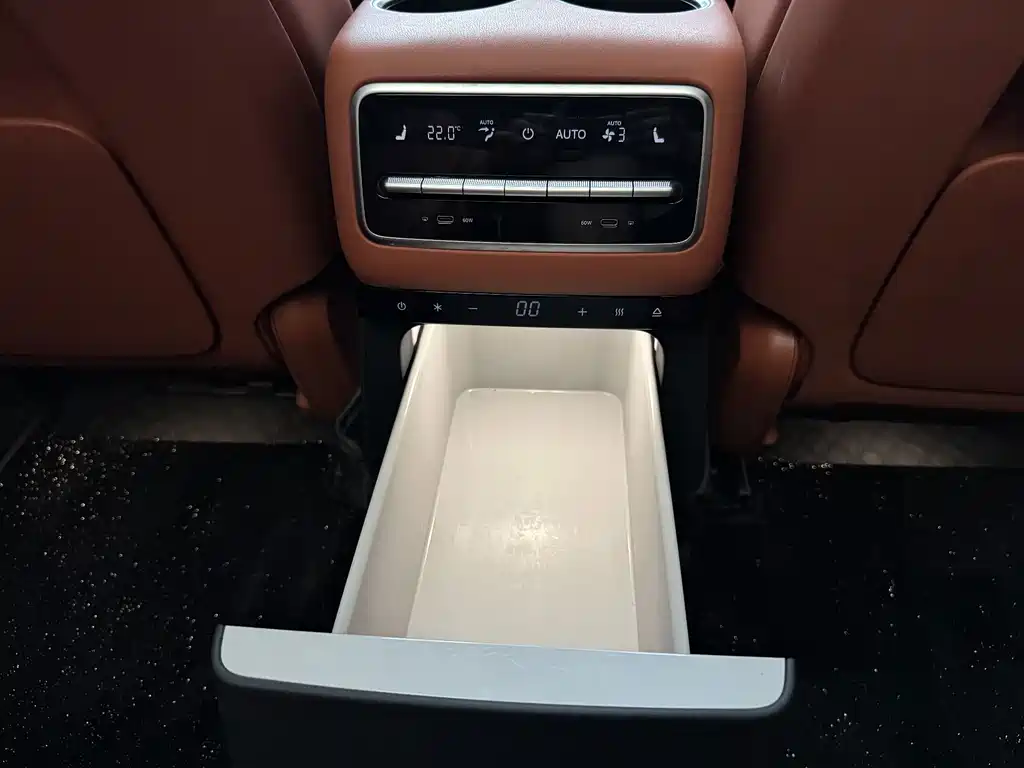 Li Auto Li L9 — миниатюра 13