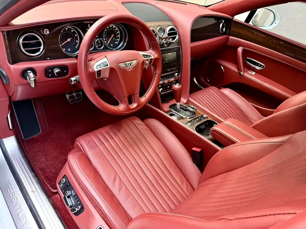 Bentley Flying Spur — миниатюра 3