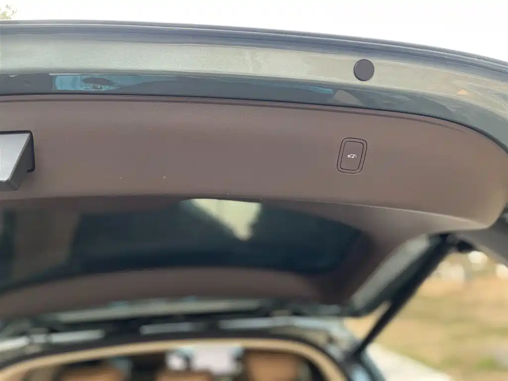 AITO ASK THE WORLD M7