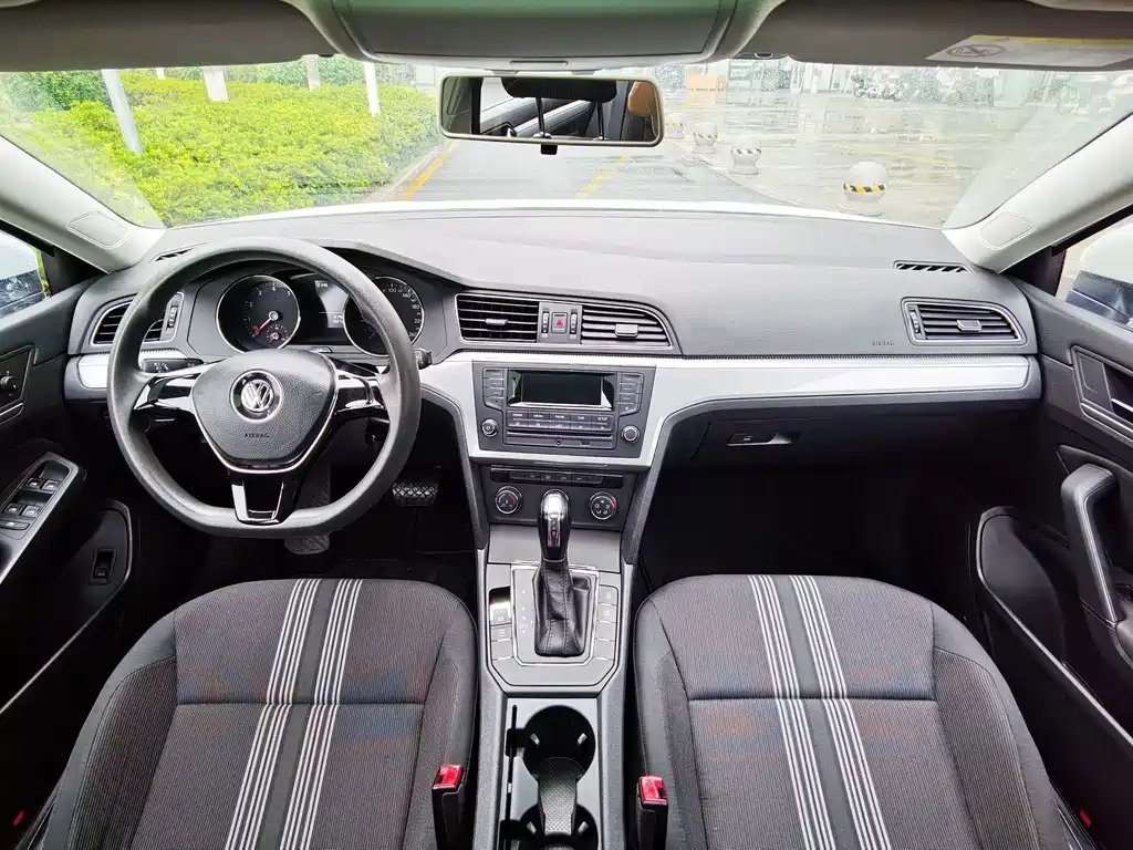 Volkswagen Lamando — миниатюра 13