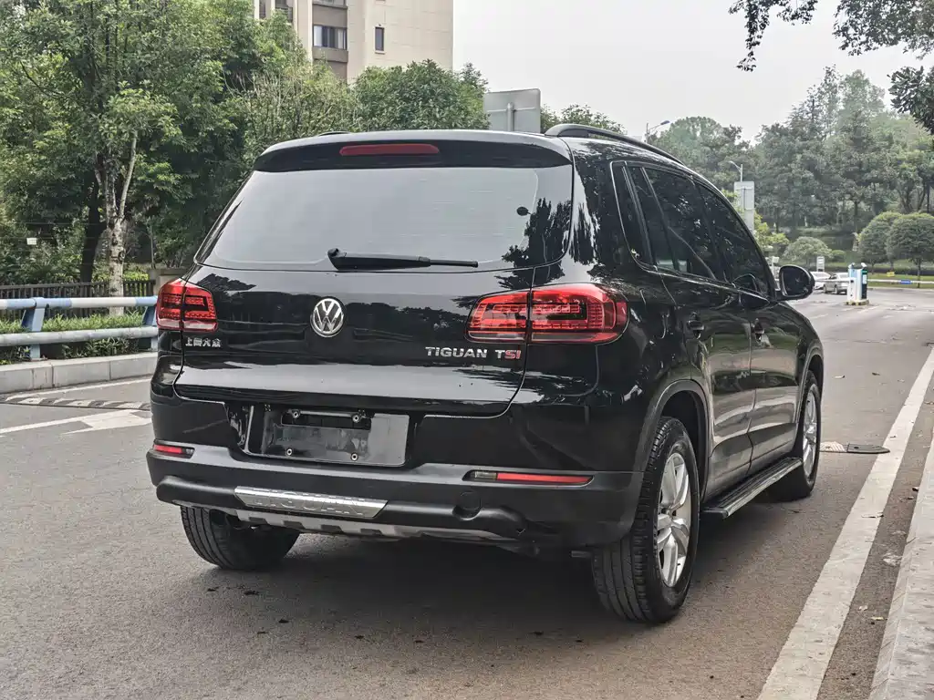 Volkswagen Tiguan — миниатюра 9
