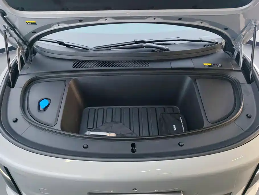 Li Auto Li i6 — миниатюра 10