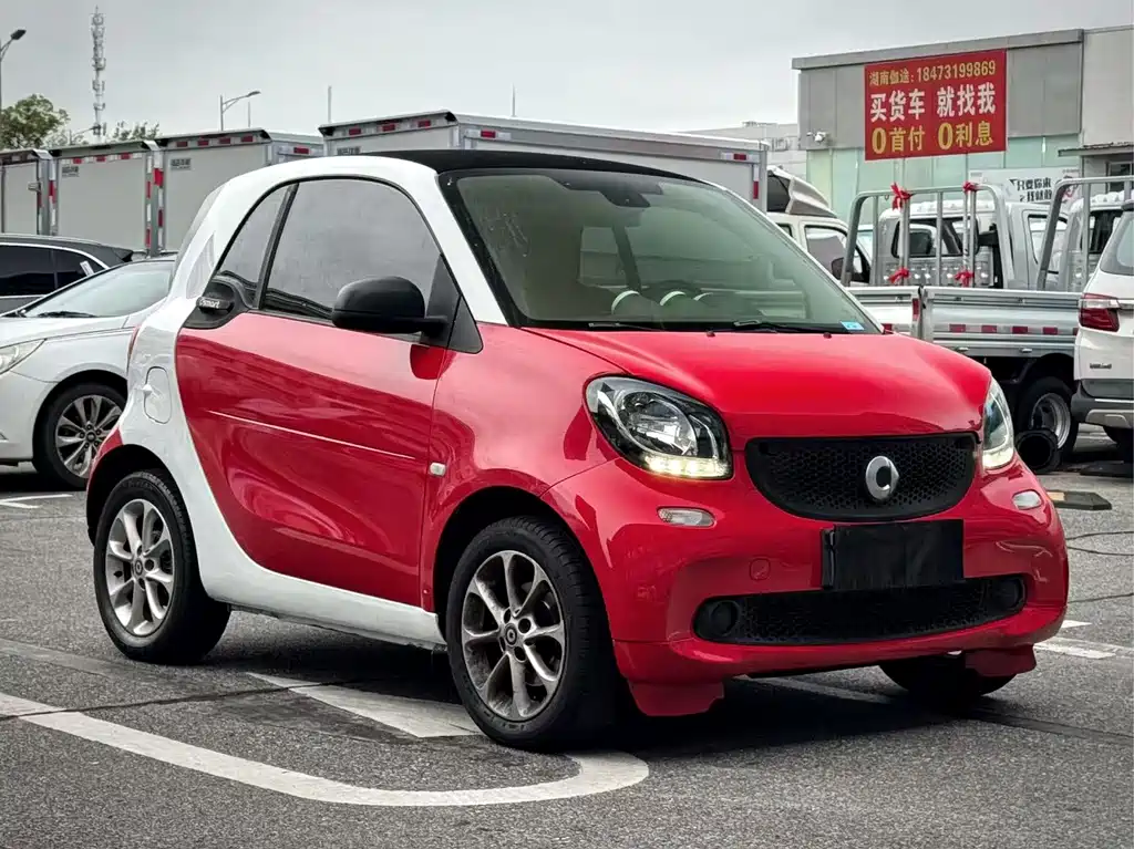 smart Smart Fortwo — миниатюра 3
