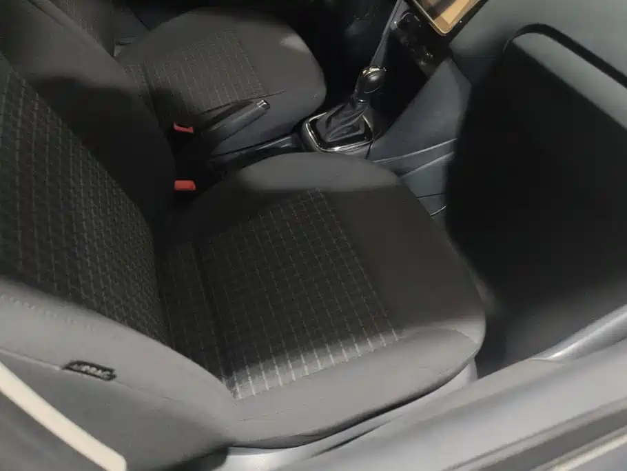Volkswagen Polo — миниатюра 8
