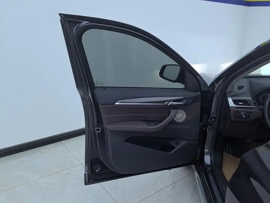 BMW X1 — миниатюра 7