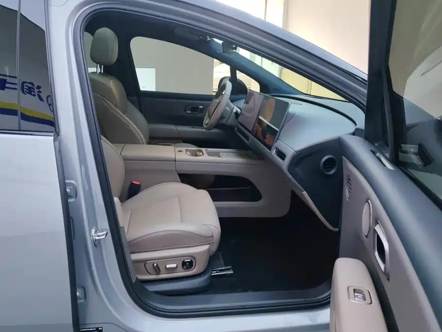 Li Auto Li i6 — миниатюра 8
