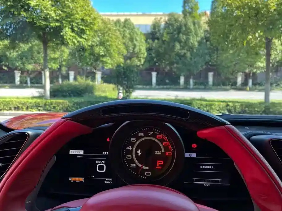 Ferrari 488 — миниатюра 5
