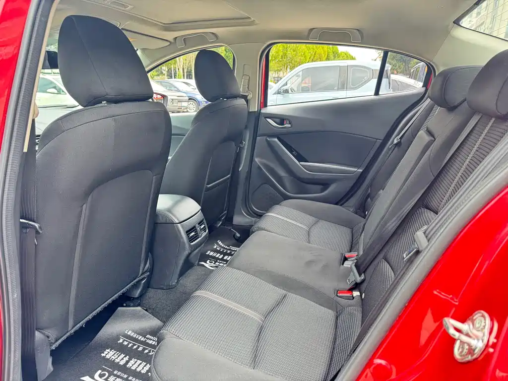 Mazda 3 Axela — миниатюра 7