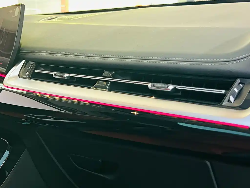 BMW X1 — миниатюра 12