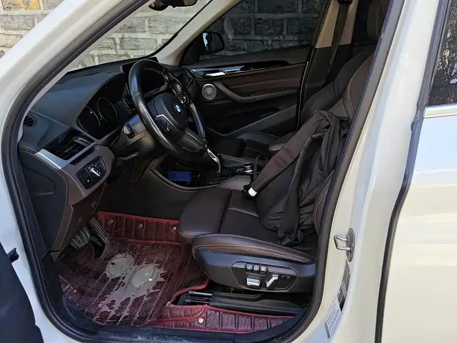 BMW X1 — миниатюра 8