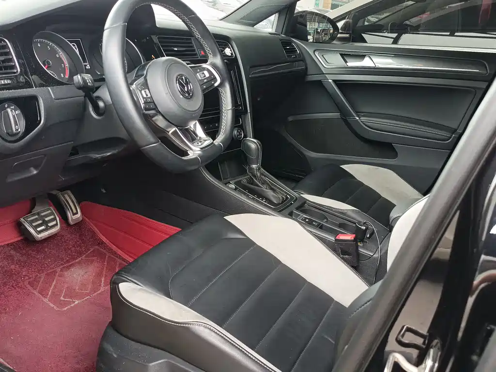 Volkswagen Golf 2019 280TSI DSG R-Line VI