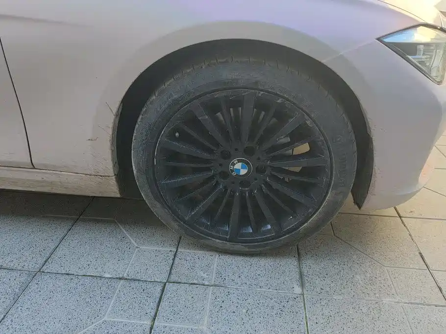 BMW 3 Series — миниатюра 6