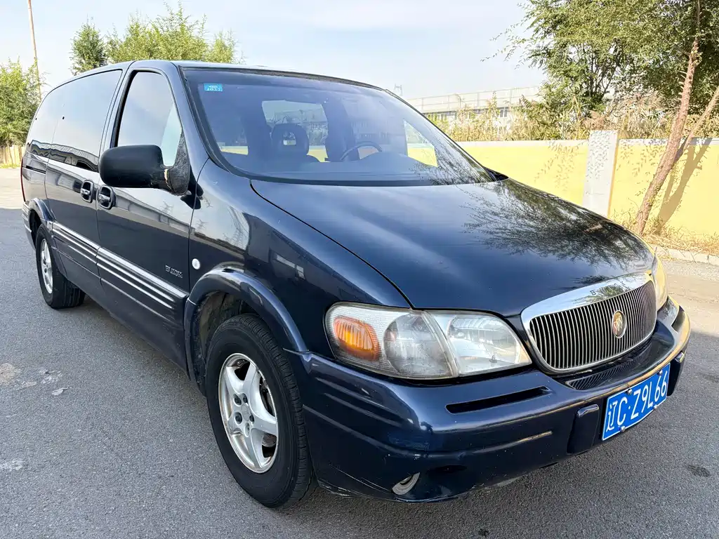 Buick GL8 — миниатюра 3
