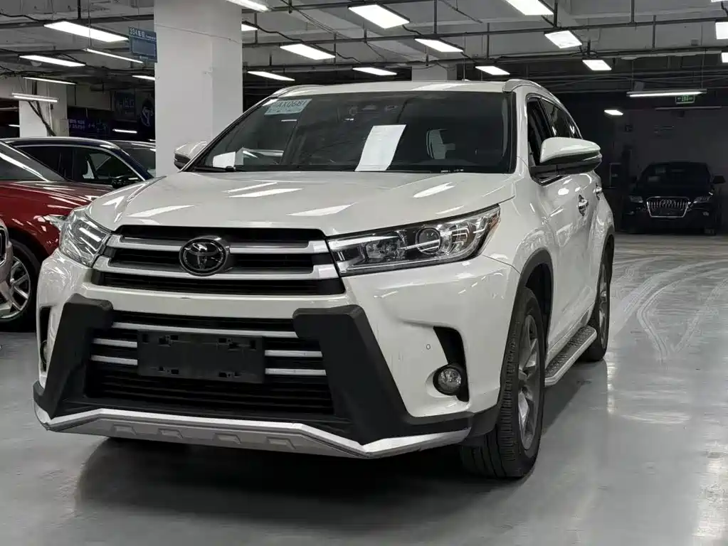 Toyota Highlander 2018 2.0T 4WD Luxury Edition 7 seats China V