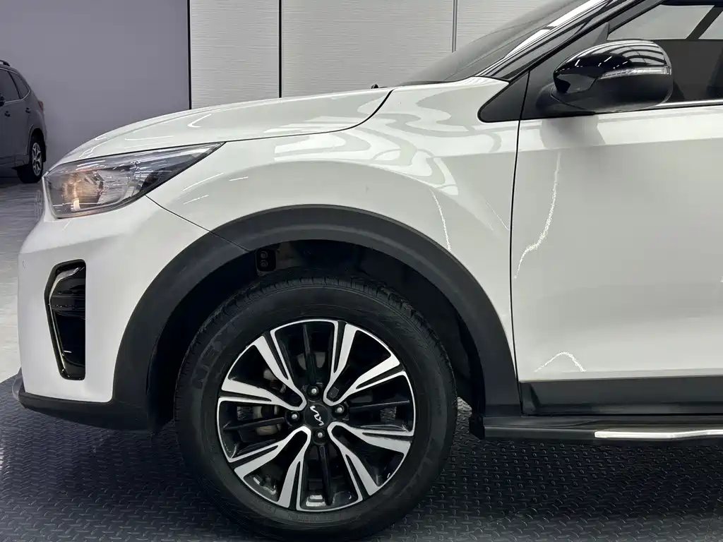 Kia KX1 2021 1.4L CVT