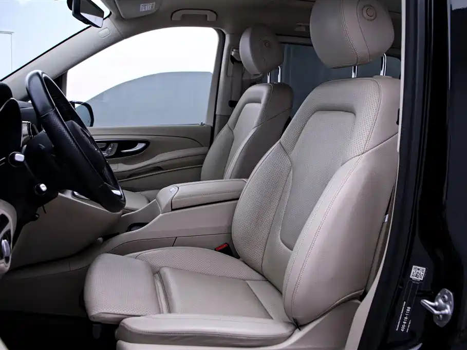 MERCEDES-BENZ V CLASS