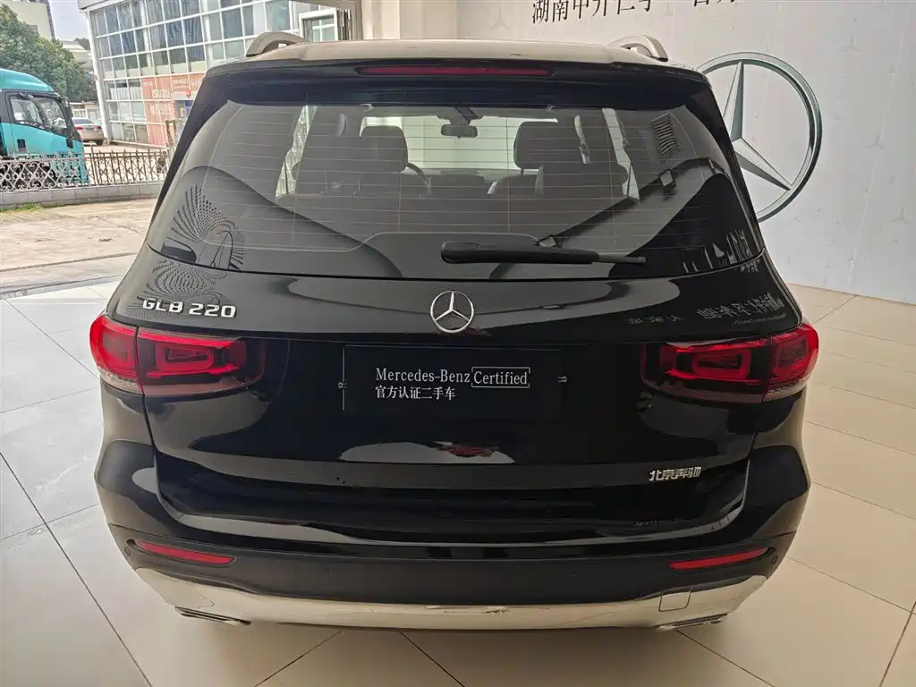 Mercedes-Benz GLB 2023 GLB 220
