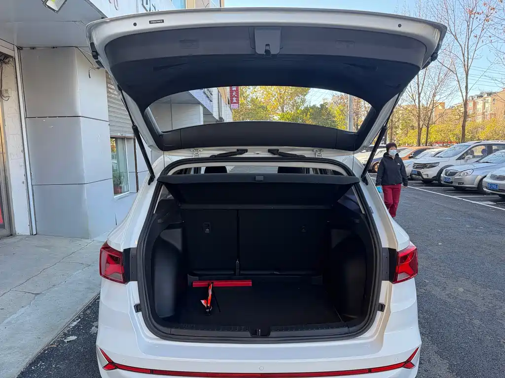 Jetta VS7 — миниатюра 17