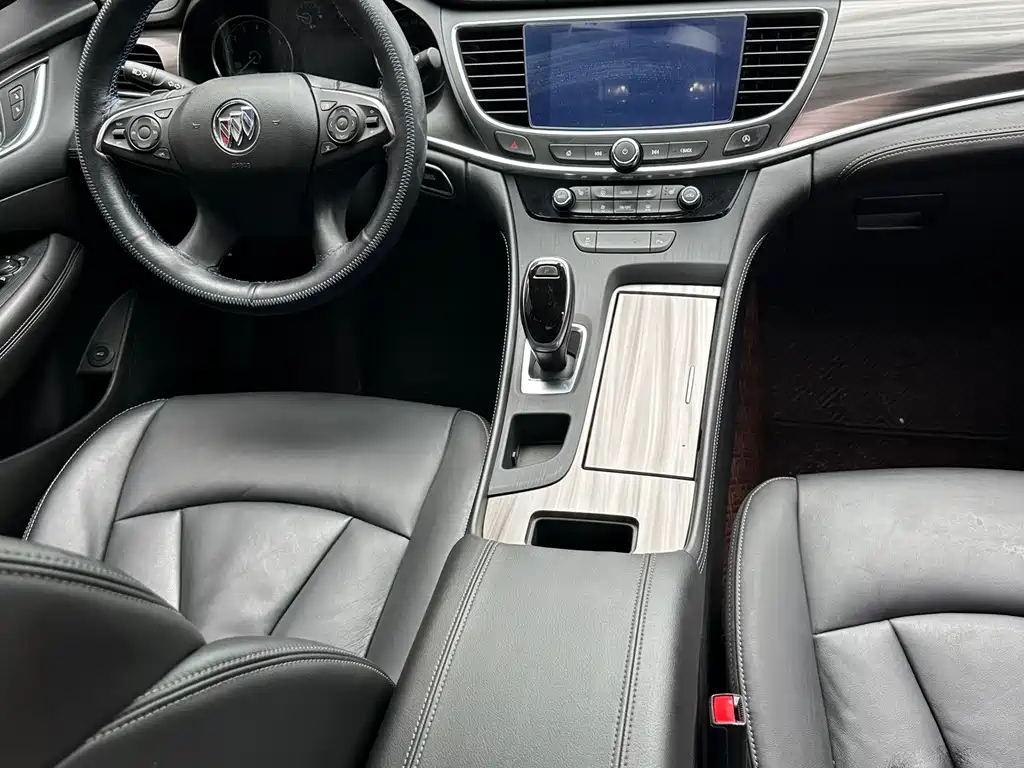 Buick LaCrosse — миниатюра 6