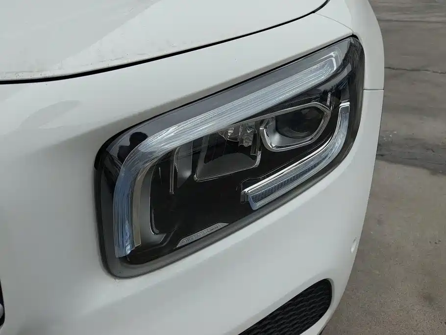 Mercedes-Benz GLB — миниатюра 5