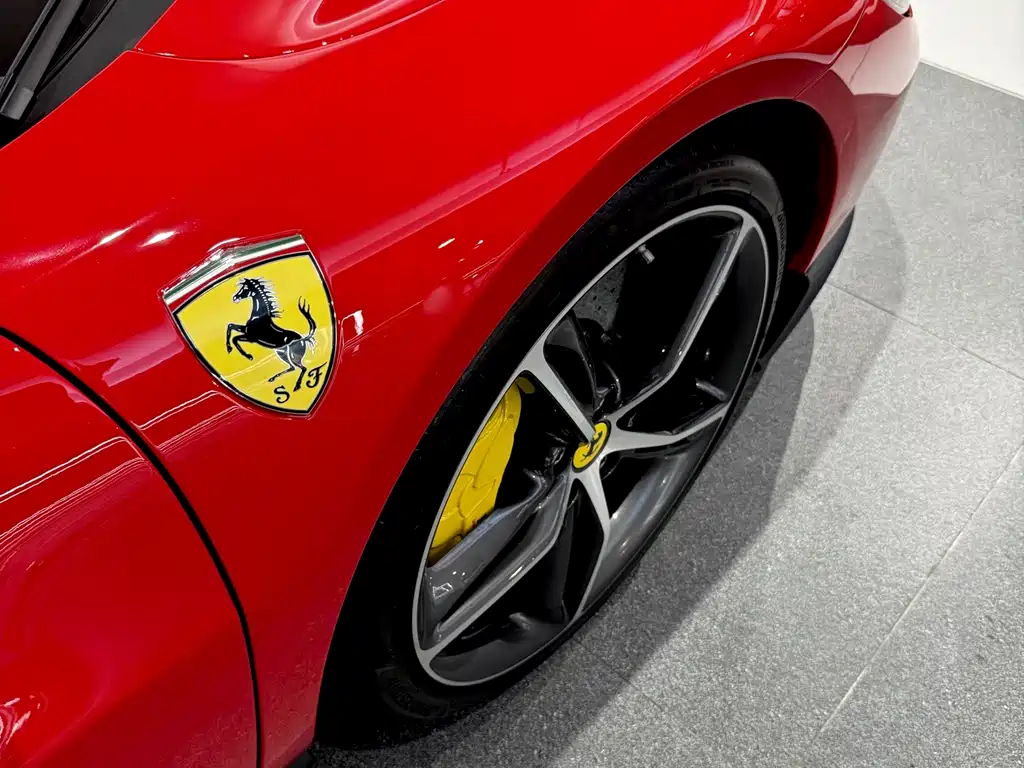Ferrari 296 2021 3.0T V6 GTB
