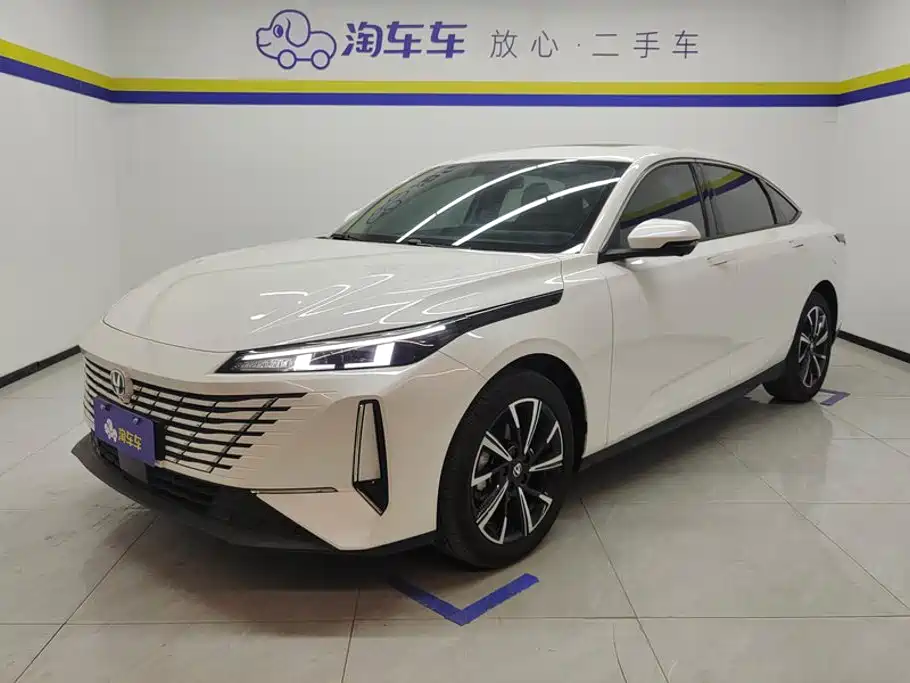 2025 Changan Eado - zdjęcie 1 z 16