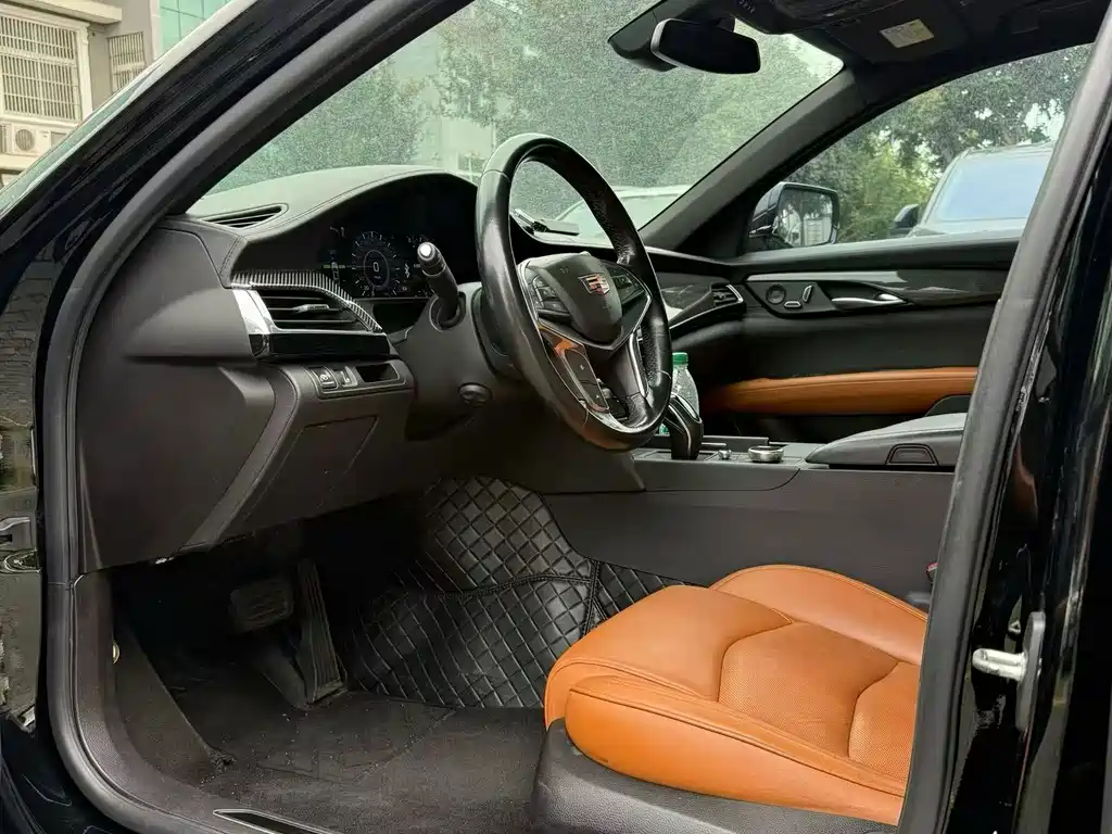 Cadillac CT6 — миниатюра 5