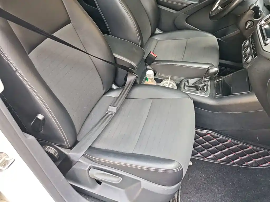 Volkswagen Tiguan — миниатюра 25