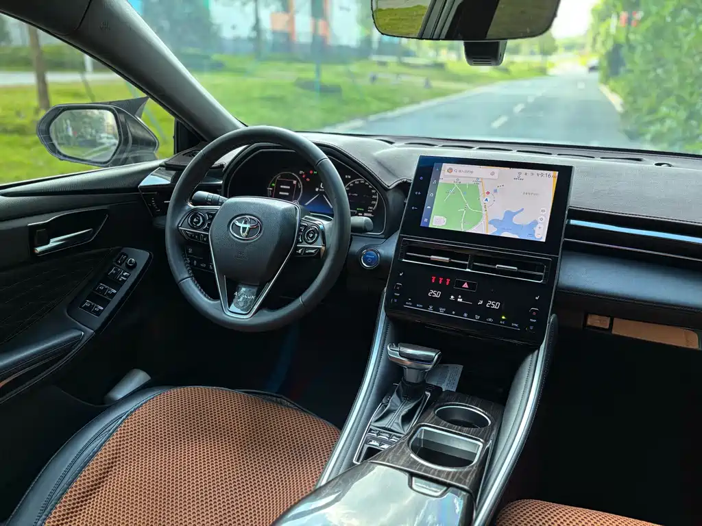 Toyota Avalon — миниатюра 7