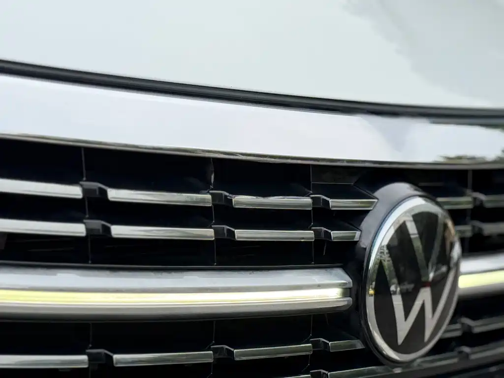 Volkswagen Sagitar — миниатюра 5