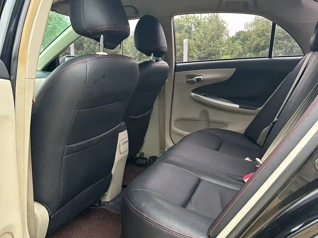 Toyota Corolla — миниатюра 7