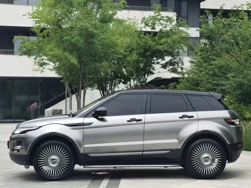 Land Rover Evoque — миниатюра 4