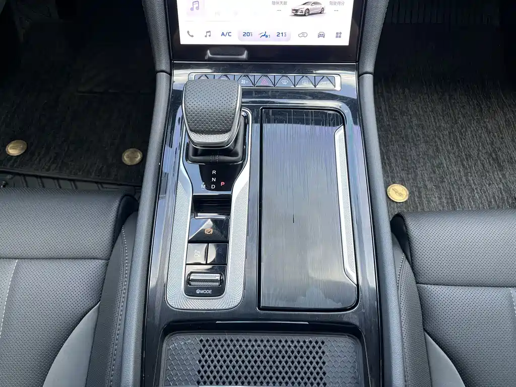Hongqi Hongqi H6 — миниатюра 17