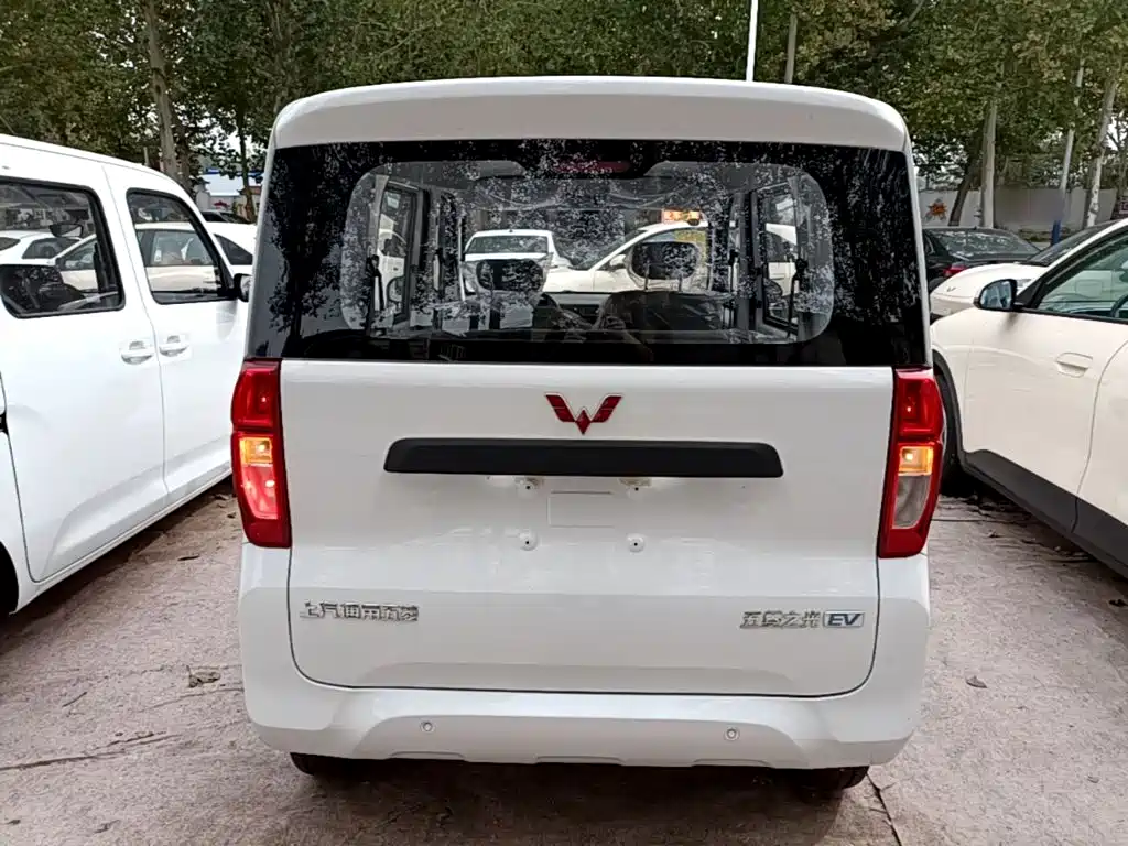 Wuling Zhiguang EV — миниатюра 6