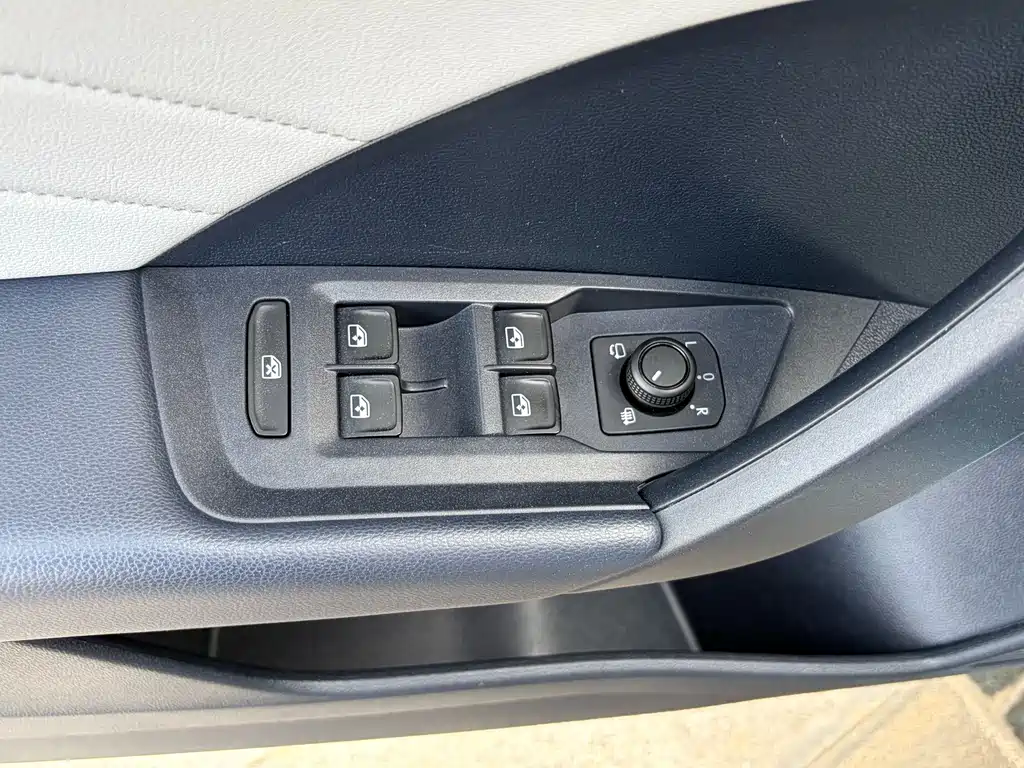 Volkswagen Tharu — миниатюра 15