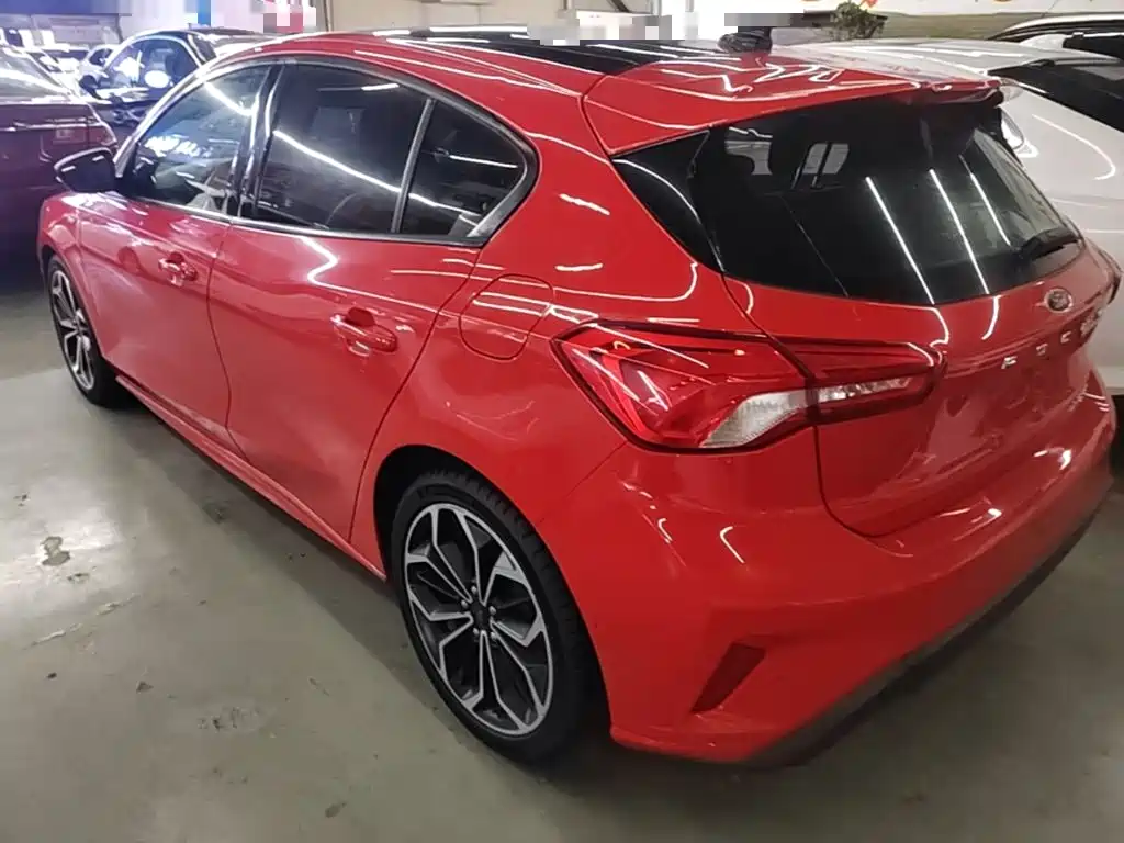 Ford Focus — миниатюра 5